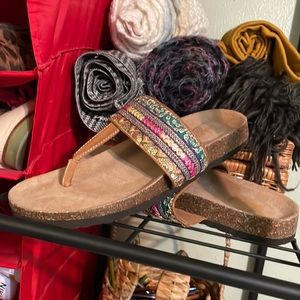 Madeline Girl NWOT Boho Thong Sandals Never Worn- Size 8M